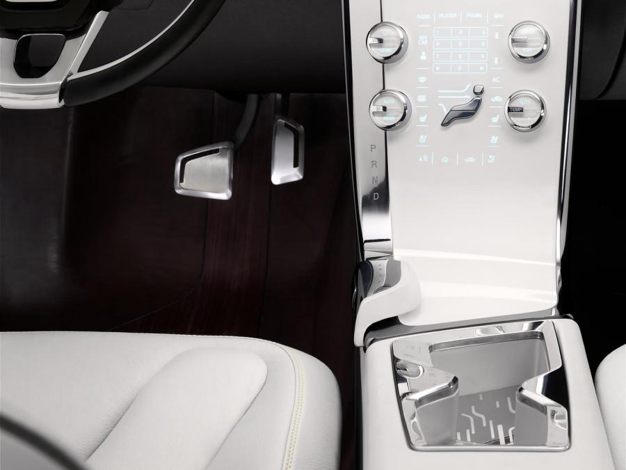  Volvo XC60 Design Concept 2006 года  (фото 9 из 49)